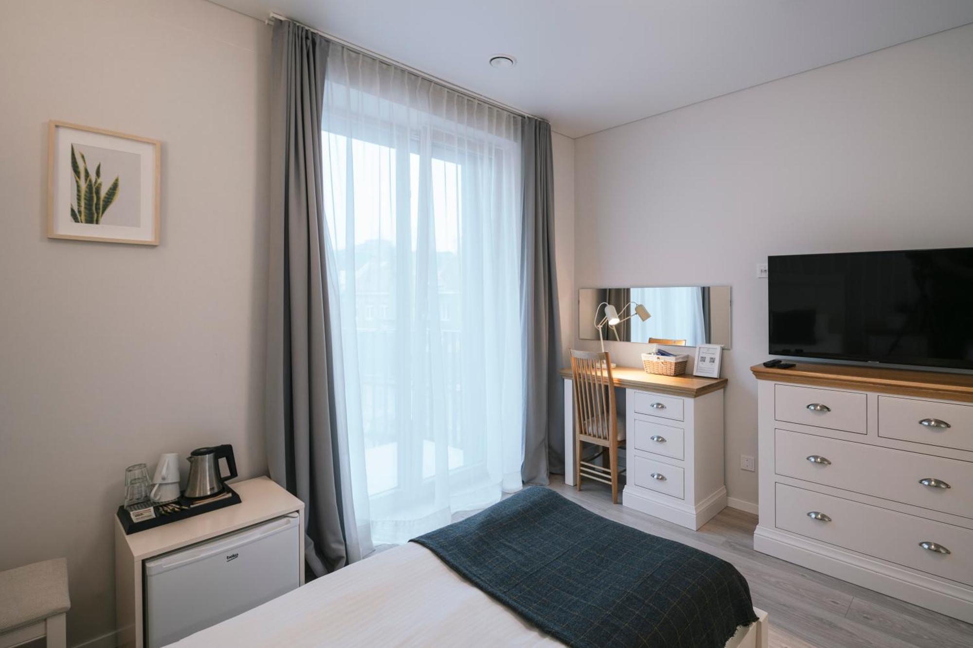 J14A I Rooms & Apartments Automated Self Check-In Vilnius Room photo